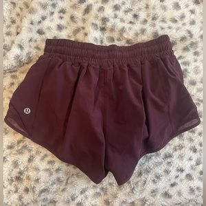 Lululemon Hotty Hot Short